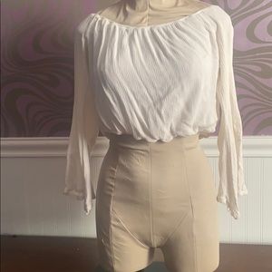 Long sleeve crop top